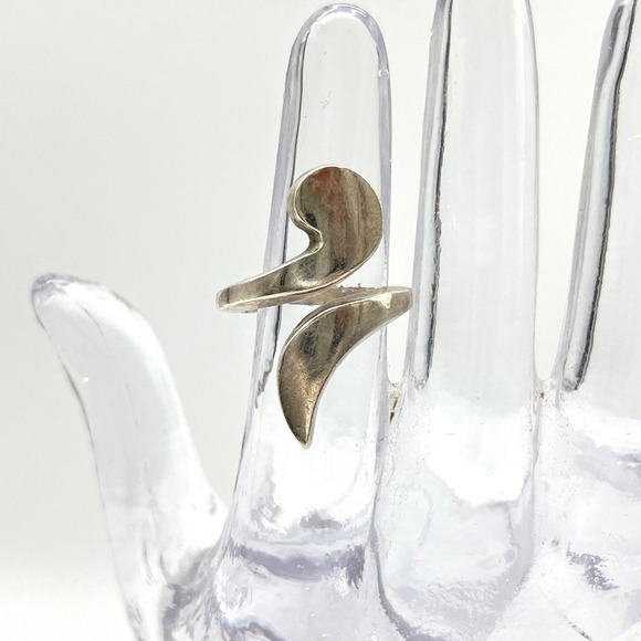 Sterling Silver Swirl Ring Mexico Modernist Abstract Statement Band - Picture 5 of 12